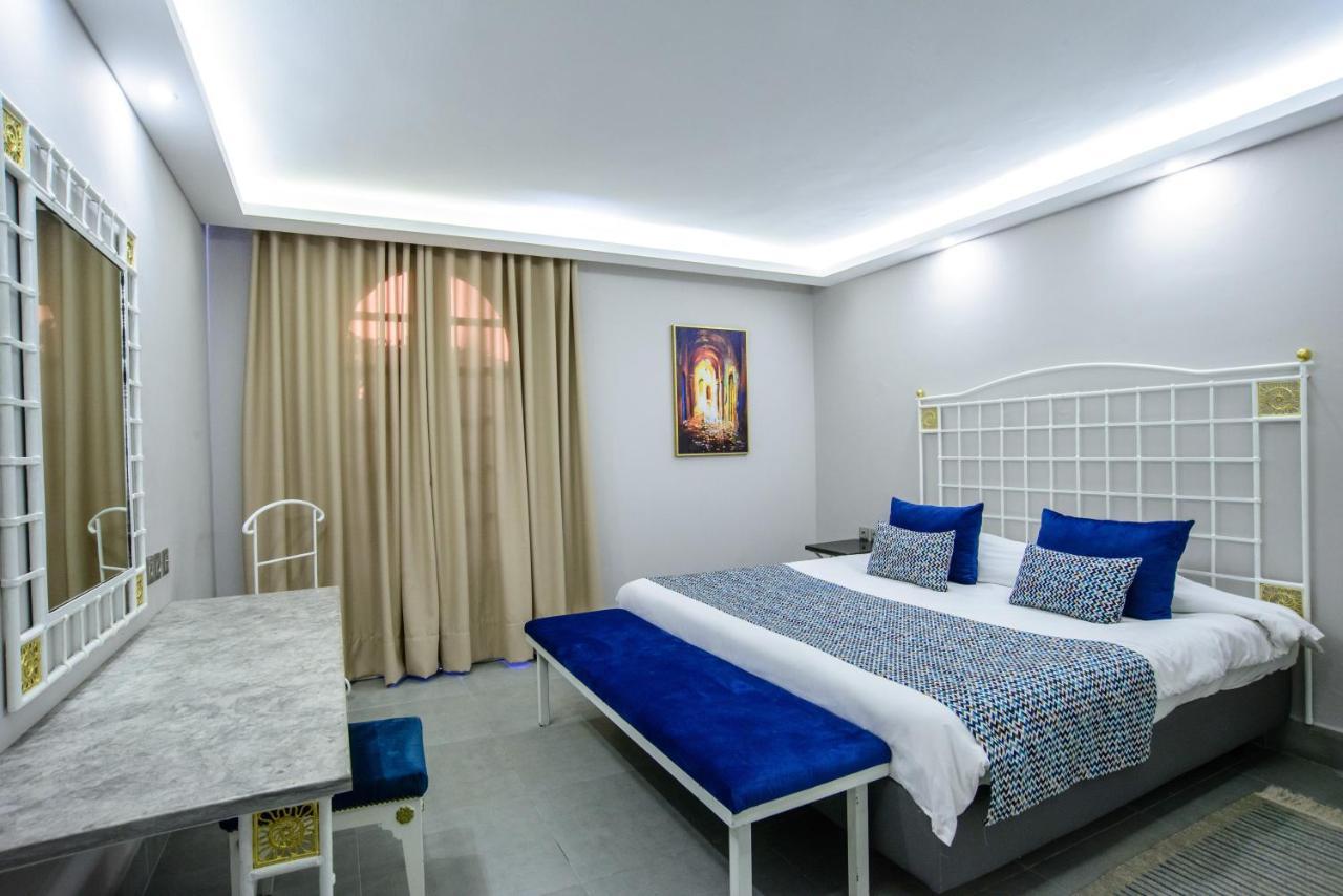 Suites Hotel Les Charmilles & Spa La Marsa Buitenkant foto