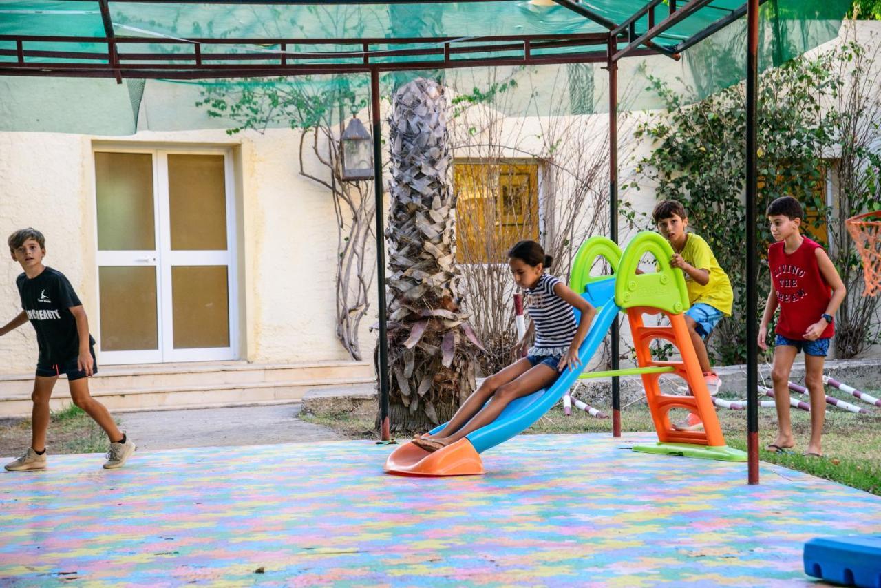 Suites Hotel Les Charmilles & Spa La Marsa Buitenkant foto