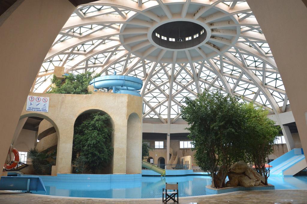 Suites Hotel Les Charmilles & Spa La Marsa Buitenkant foto